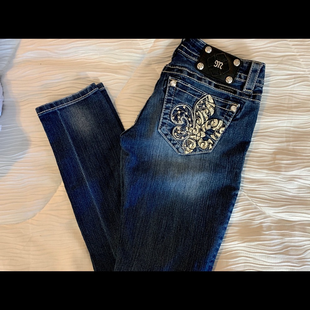 Miss Me Size 27 skinny jeans.